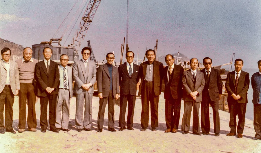 Cecil Chao on a construction site with leading figures of Hong Kong property and old friends, among them Li Ka-shing and Deacon Chiu.