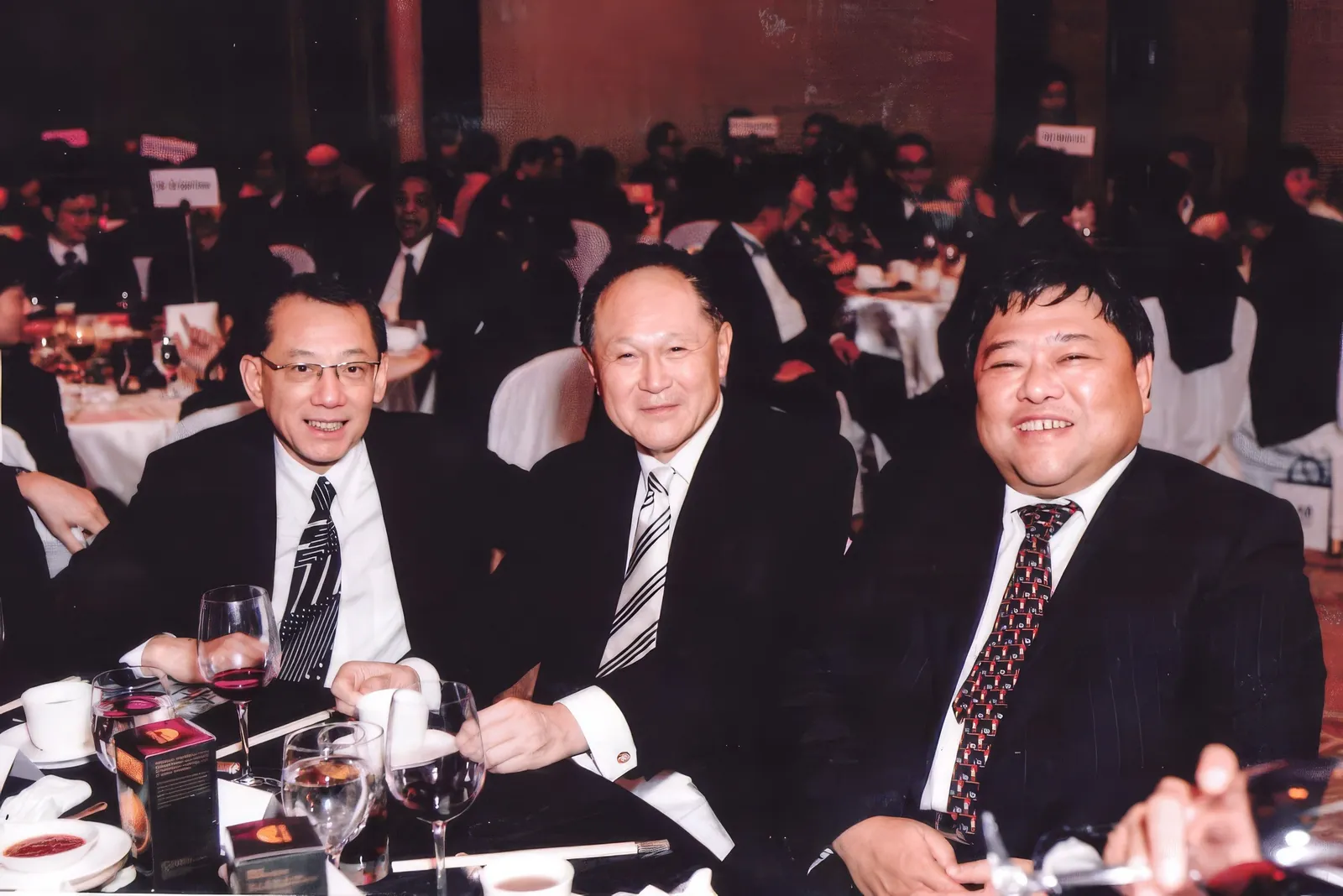 A photo of Dr. Cecil Chao with friends and business partners.